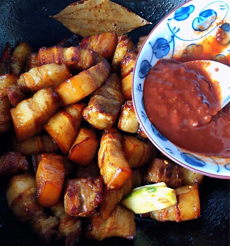 正宗腐乳红烧肉的做法,桂花红烧肉和腐乳红烧肉哪个好吃