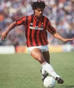 足坛历史十大边锋,足坛史10大球星