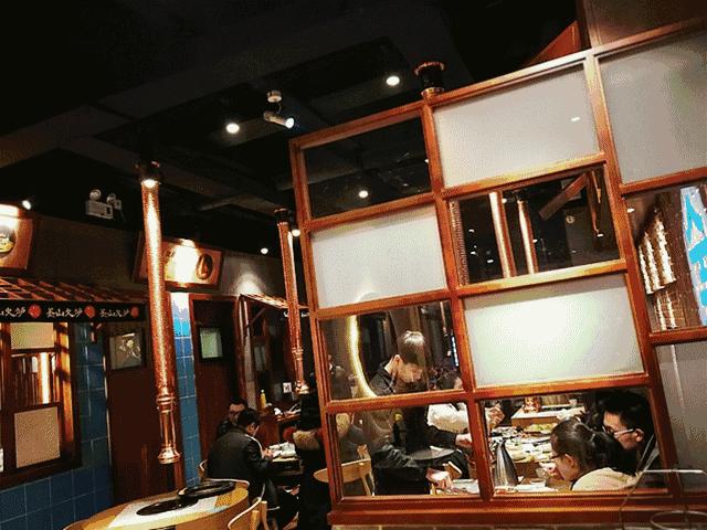 在太原能感觉在釜山街头吃烤肉,各种“芝士小吃”满屏食欲