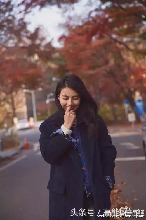 拍照pose技巧和方法,女生拍照剪刀手pose