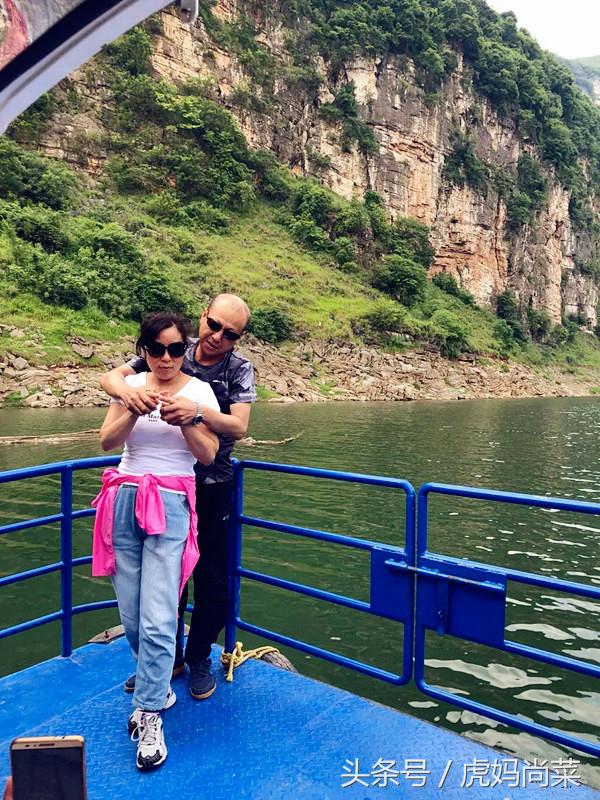 黄果树瀑布乌蒙大草原织金洞,贵州织金洞和大峡谷游玩攻略