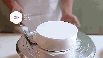 蛋糕抹面加色的技巧和手法,蛋糕抹面新手教程抹刀尺寸