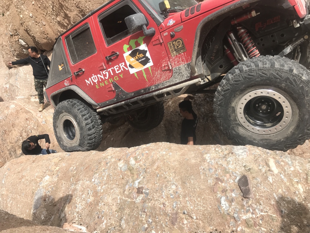 如果你喜欢越野车，越野精神，那这是一篇深度好文！