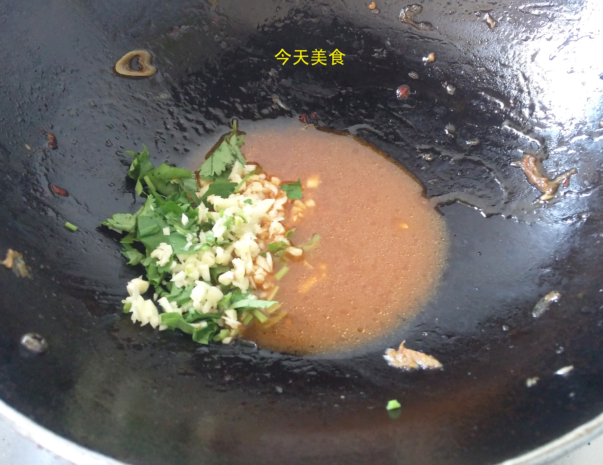 秋天最爱“胖头鱼”，它长得胖，有一个大头，骨软刺少就是好吃！