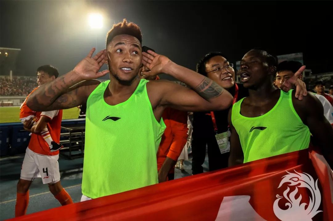 武汉卓尔拉斐尔现在情况怎样了,中甲积分榜武汉卓尔拉斐尔