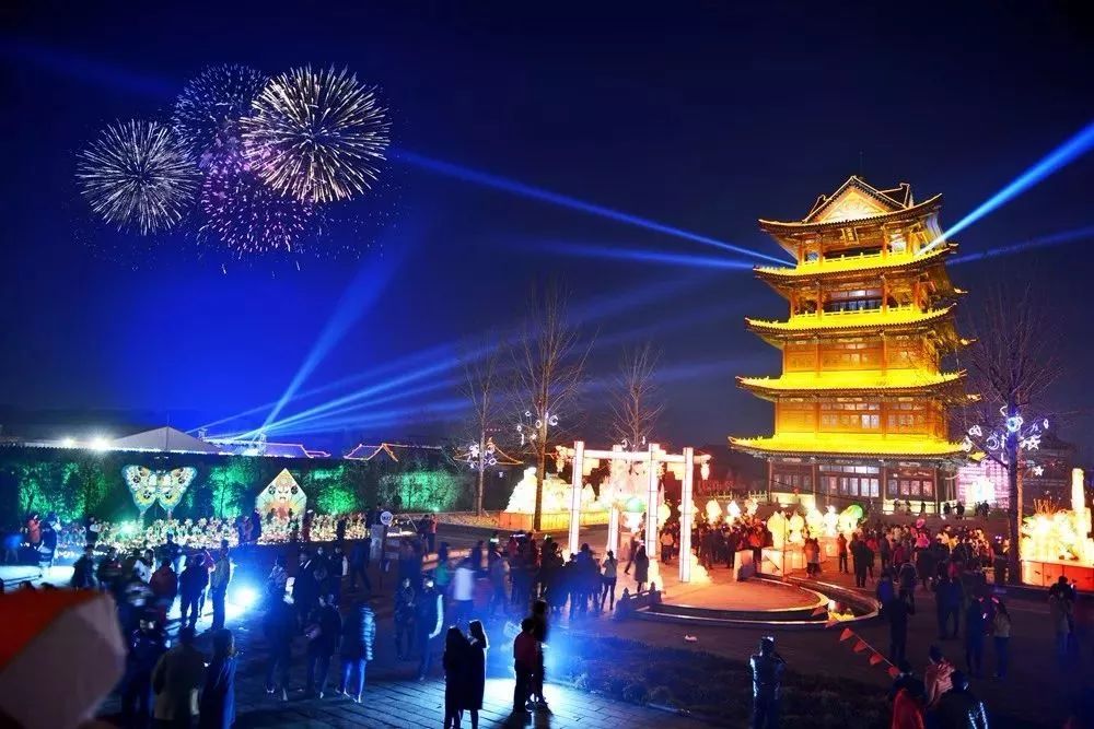 爱上这座灯火璀璨的城市,爱上临沂这座城