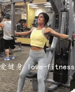 健身房锻炼胸部丰满的方法有哪些,女丰胸的锻炼动作哑铃