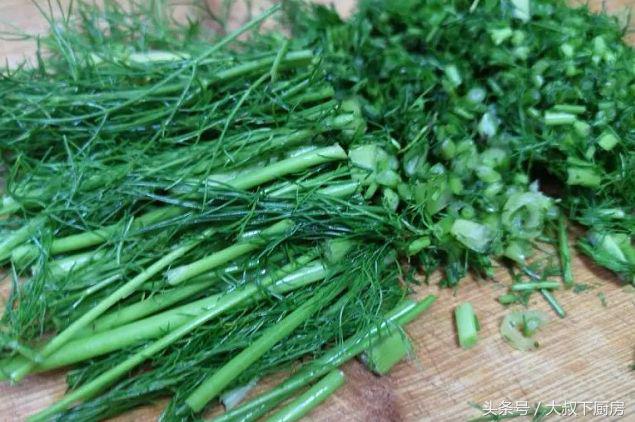 大叔包馅饼,鲜肉茴香馅饺子薄皮大馅真香