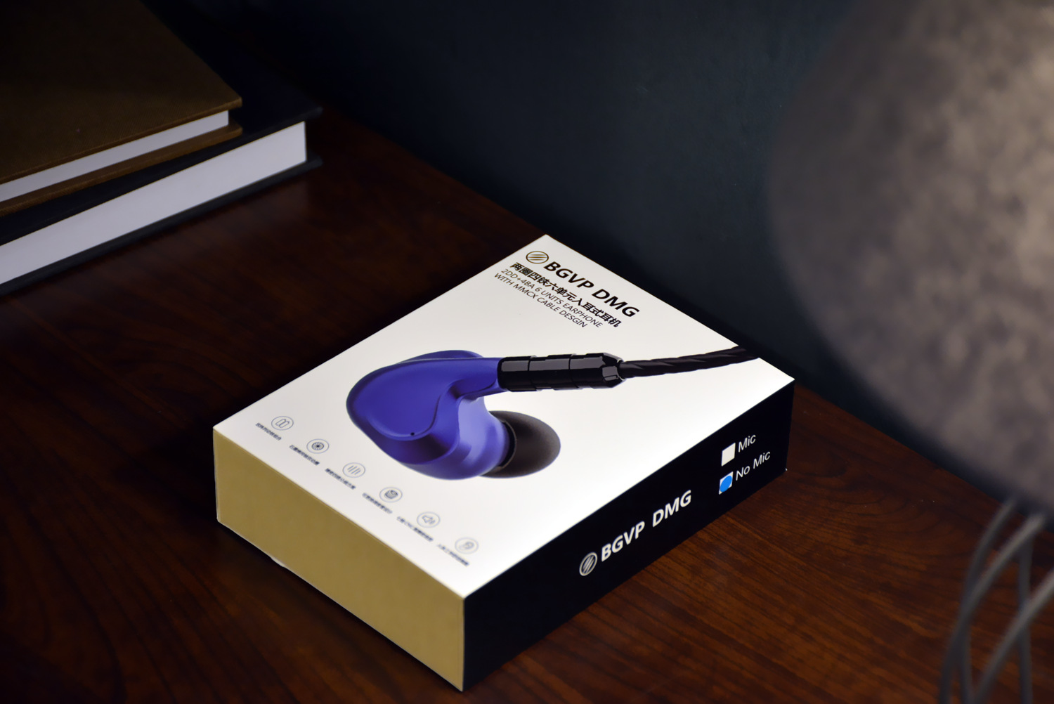 罕见六单元圈铁，线材可换，风格能调，BGVPDMG发烧级耳机体验