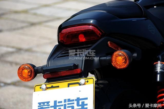 这不是你认识的哈雷试STREETROD750