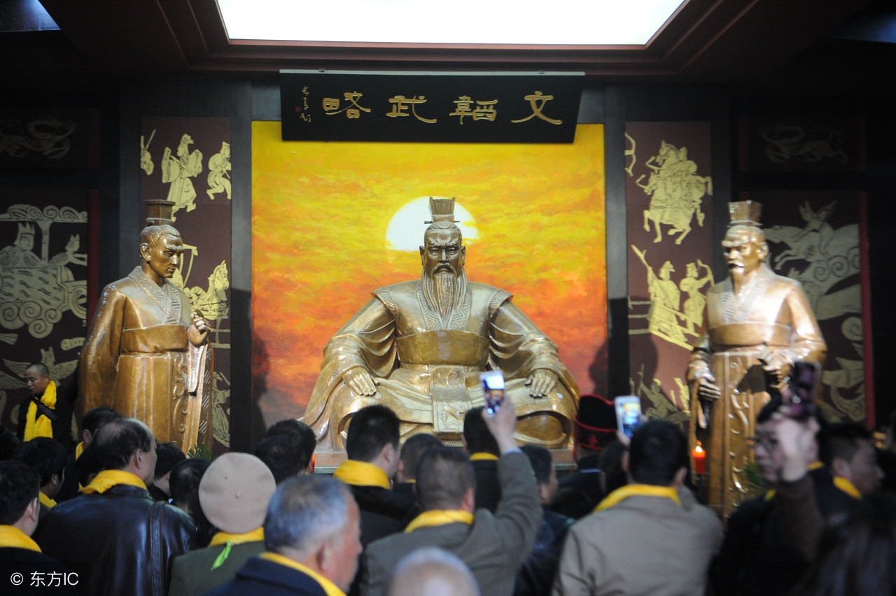 三国演义中曹操对贤才的态度,三国中的曹操意难平