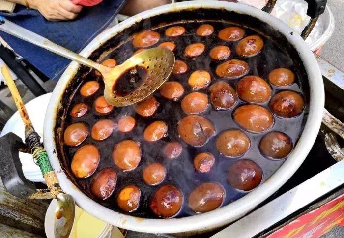 经典传奇南京街头,南京路边摊美味