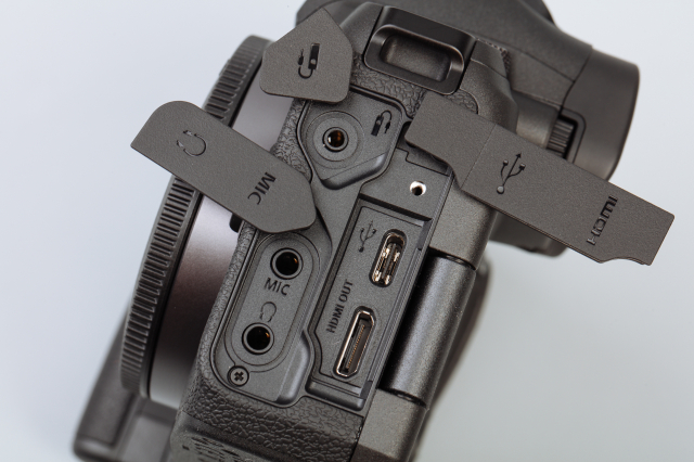 佳能专微电池续航好吗,佳能高感升级