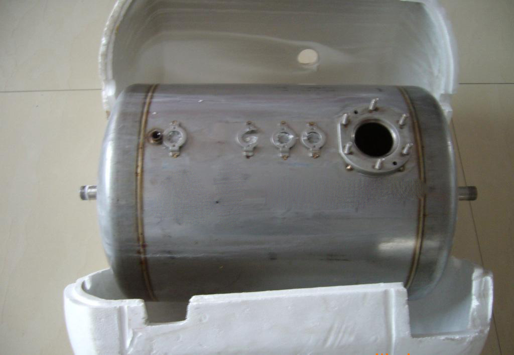 热水器内胆漏水还能用吗危险吗,热水器内胆漏水可以焊接吗