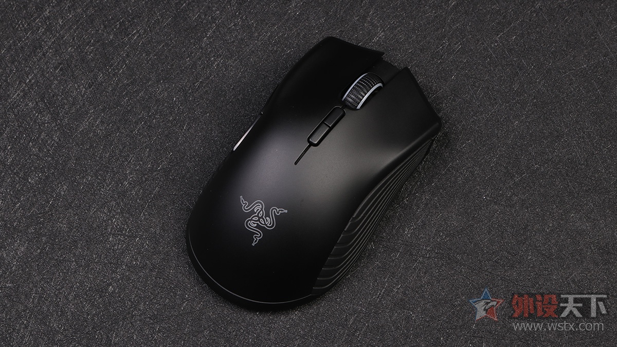 雷蛇眼镜蛇续航,雷蛇巴塞利斯蛇终极版鼠标测评