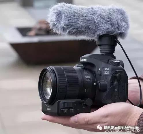 佳能80d现在还值得入手么,佳能80d同级别相机对比