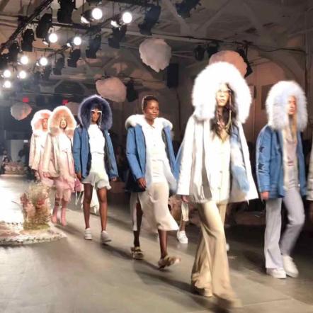 海胆红人041｜穿梭秀场名字就有矿专注创业神颜神能力