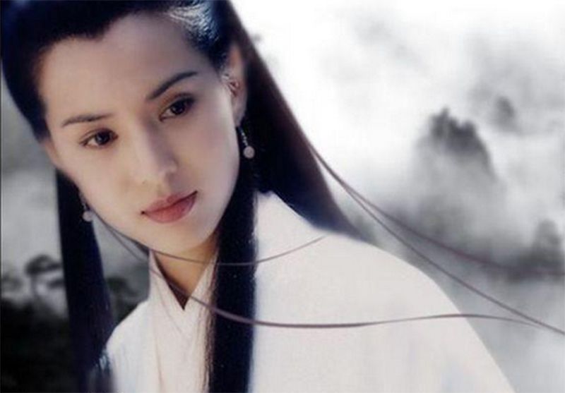 小龙女练玉女真经的功力,小龙女的武功达到五绝的水平了