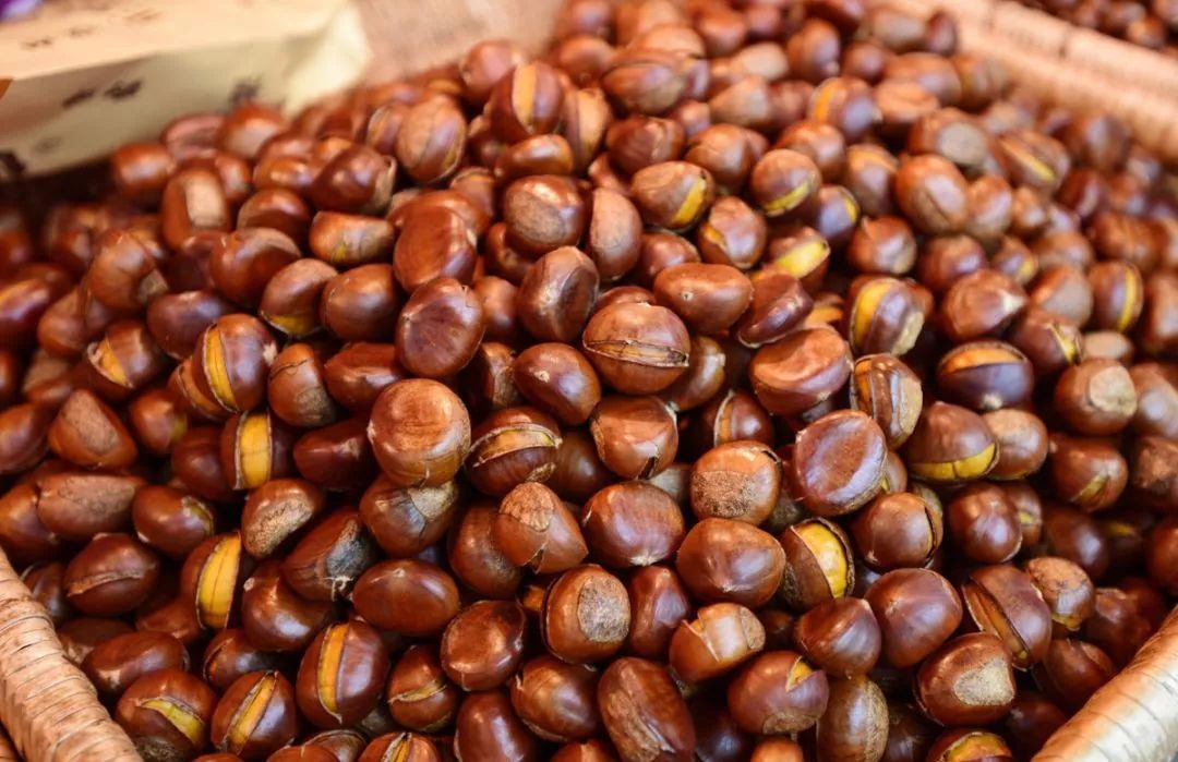 收到从家乡寄来的包裹,来自远方的包裹