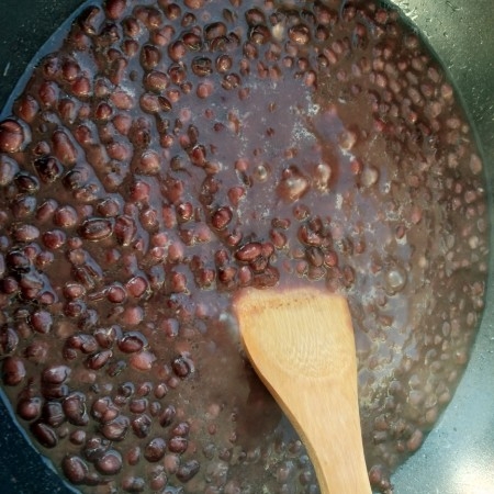 豆沙馅除了用红豆还用什么可以做,自己做的豆沙馅比外面买的好吃