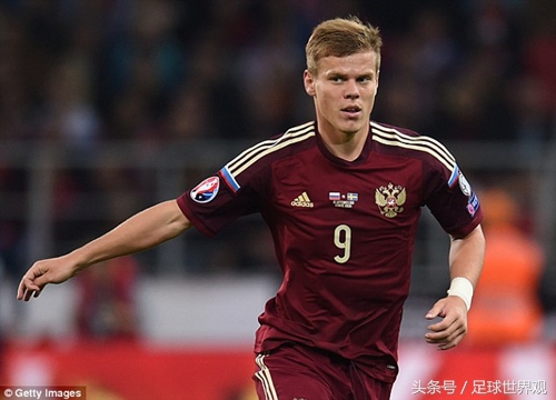 足坛这对同志球星惹事了！打伤政府*官高**，自毁生涯还可能面临刑罚