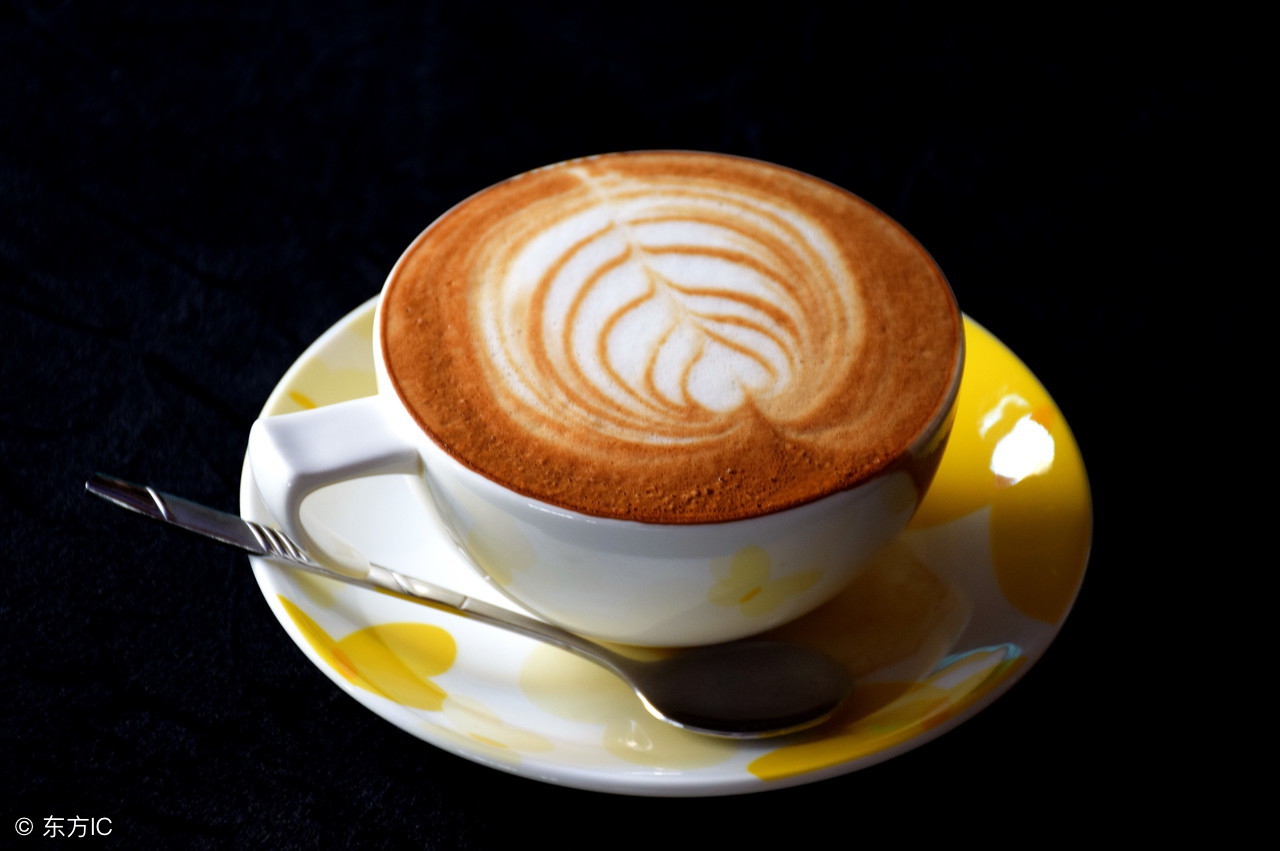 第一次喝星巴克怎样不尴尬,星巴克喝起来什么感觉