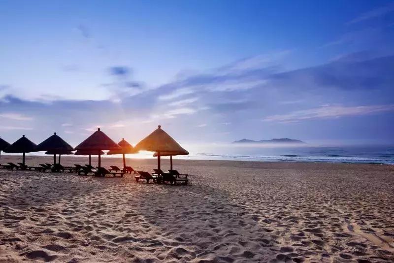 海南万宁日月湾冲浪攻略,海南日月湾冲浪