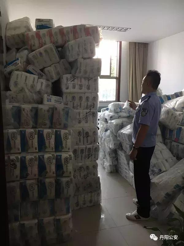 丹阳假冒车灯查获,我市查获一批假冒伪劣建材