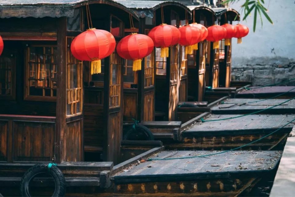 古镇旅游美食推荐,去古镇吃好吃的