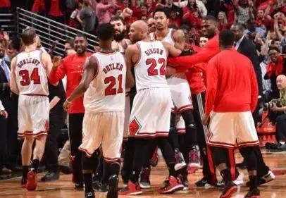 一个小小的插座,一个插座年销百亿