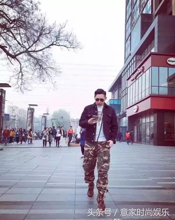 采访别人一身衣服多少钱,采访男生一身穿搭几十万