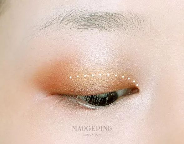 单眼皮不画眼线只画眼影好看吗,同样的单眼皮为啥觉得你的好看