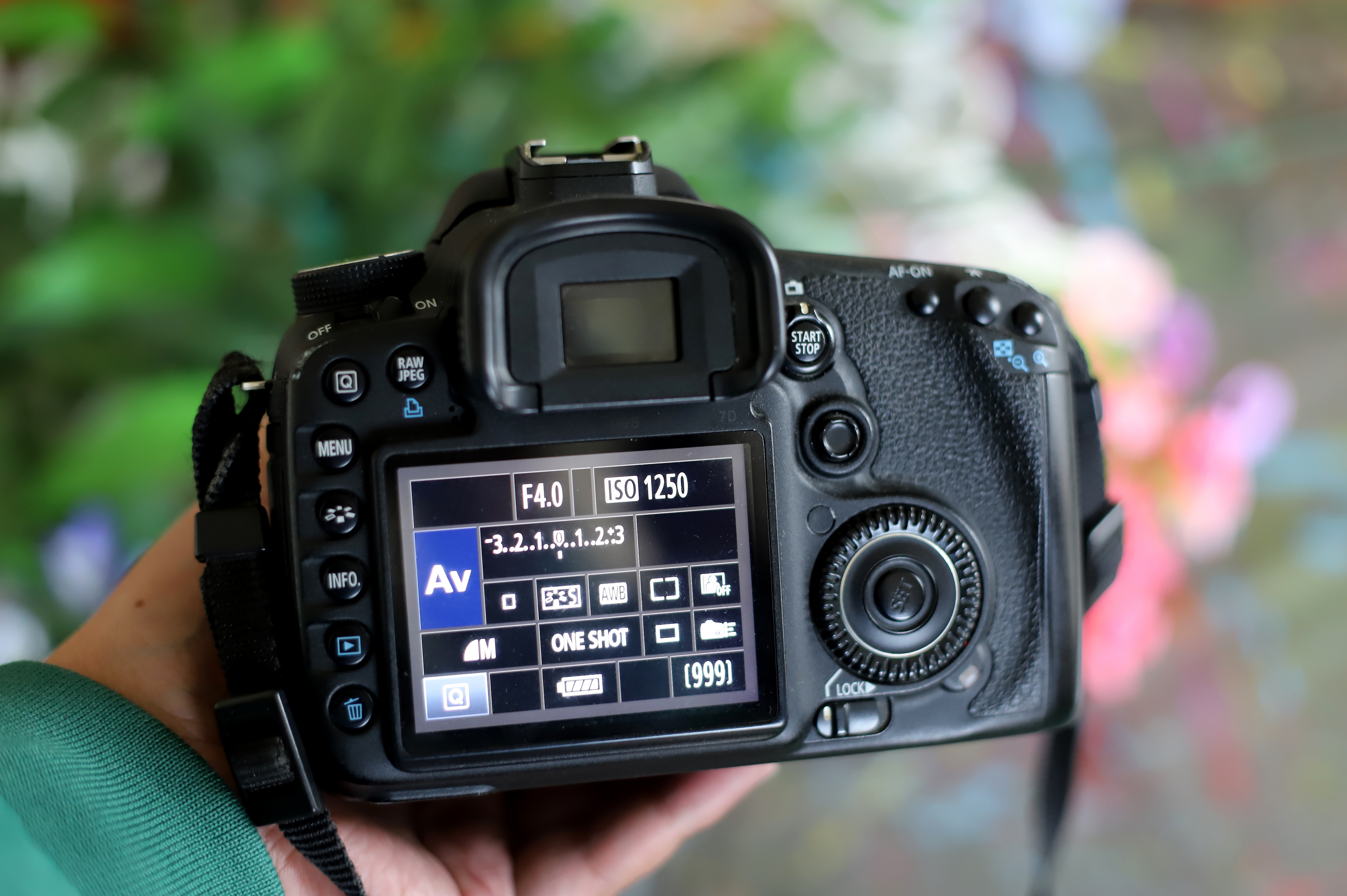 佳能r10全像素双核raw功能,佳能双核