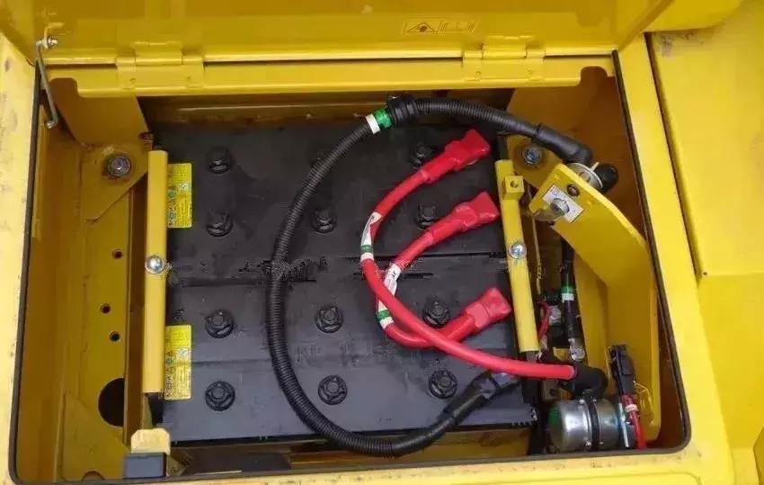 买二手挖机注意十大忠告,买二手挖机注意事项