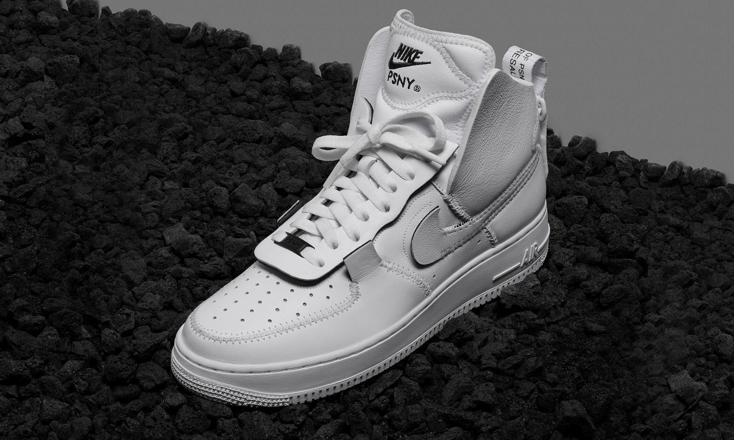 NIKE：这个九月你们被我安排的明明白白，就是收割你们的钱包！