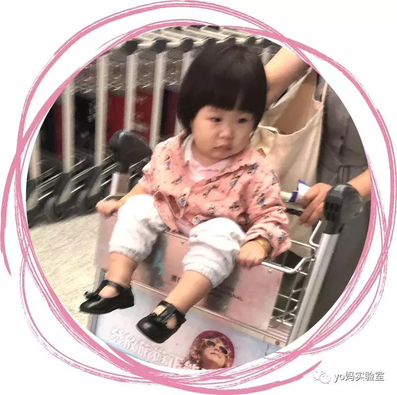 带着两个小孩真的累,带着俩孩子去深圳