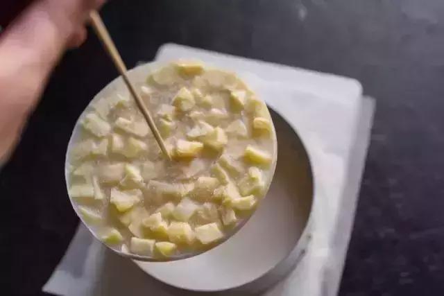 奶酪慕斯苹果,乳酪水果慕斯