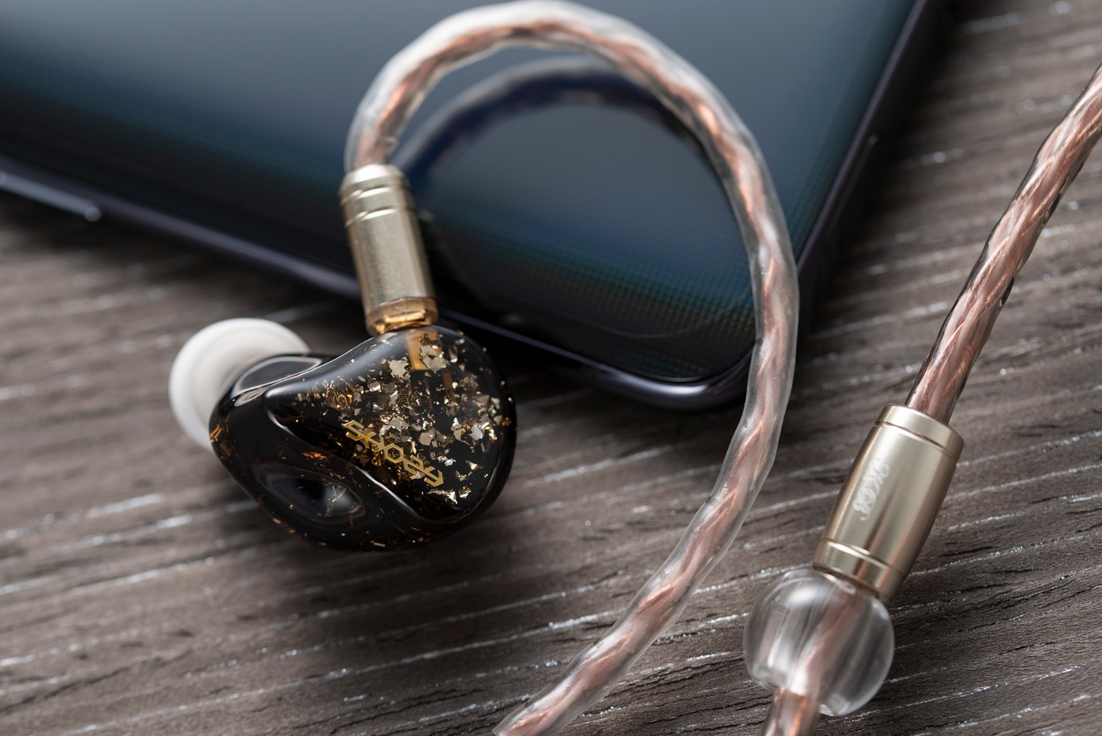 水黄鹂hifi版对比森韵乌金,森韵乌金耳机怎样