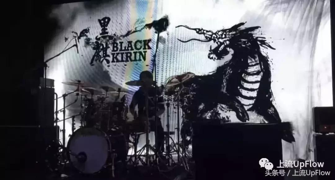 让一让歌曲原唱,真正的东北摇滚