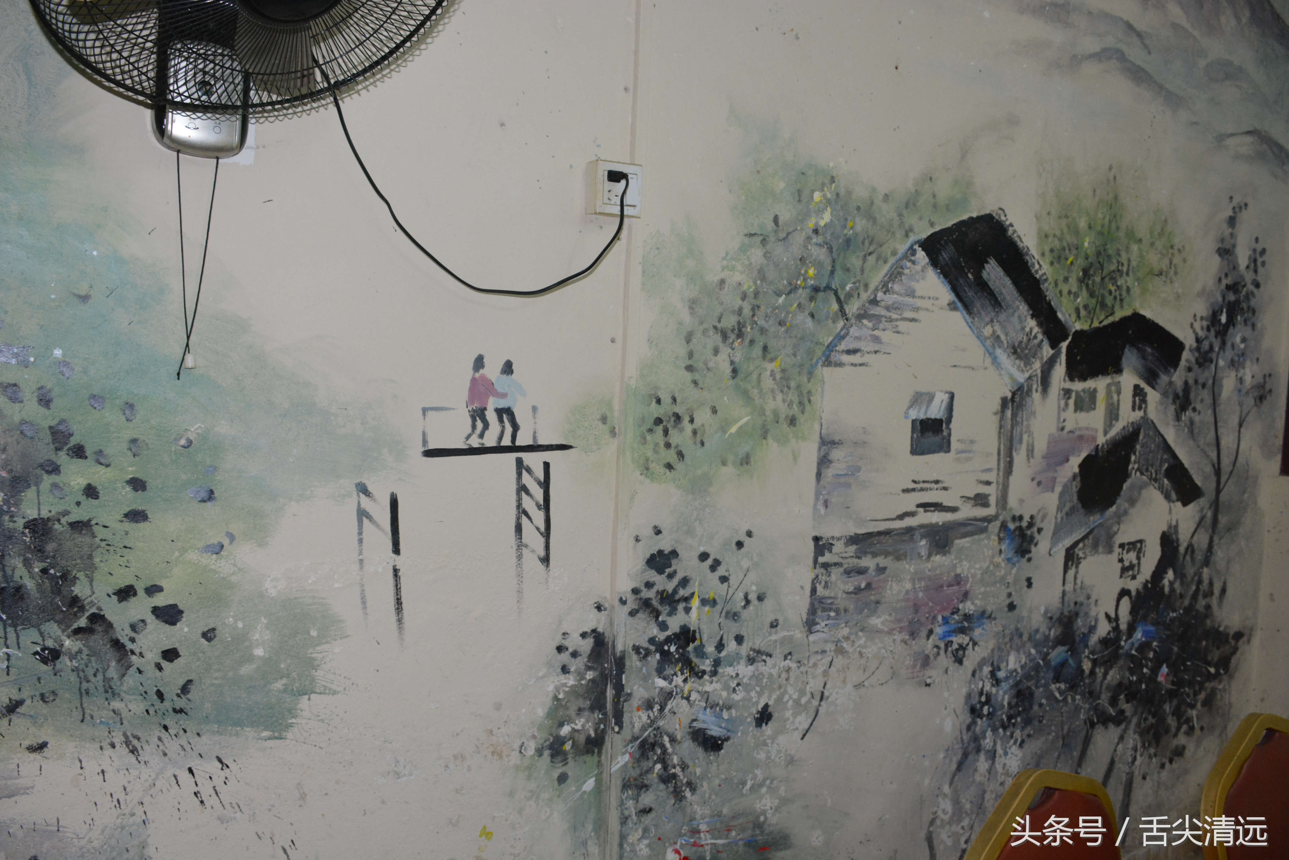 记得暴龙哥那两只驴仔吗?来清远了,人们都到这排队宠幸,爆场!