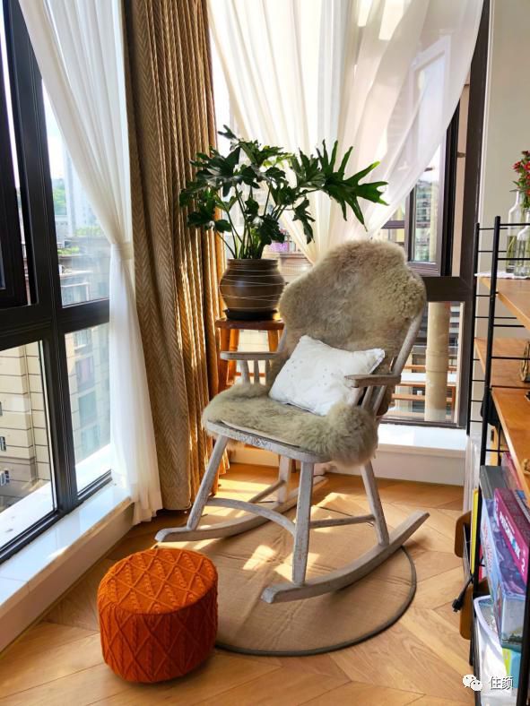 她不跟风网红款，竟花了60w把一堆旧家具搬回了家！