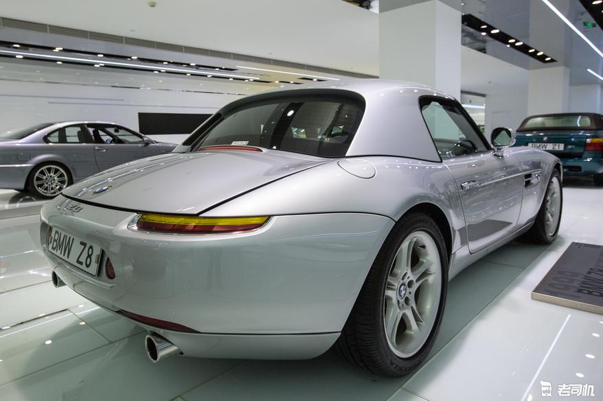 2022年全世界最豪华的宝马,全球首款宝马汽车