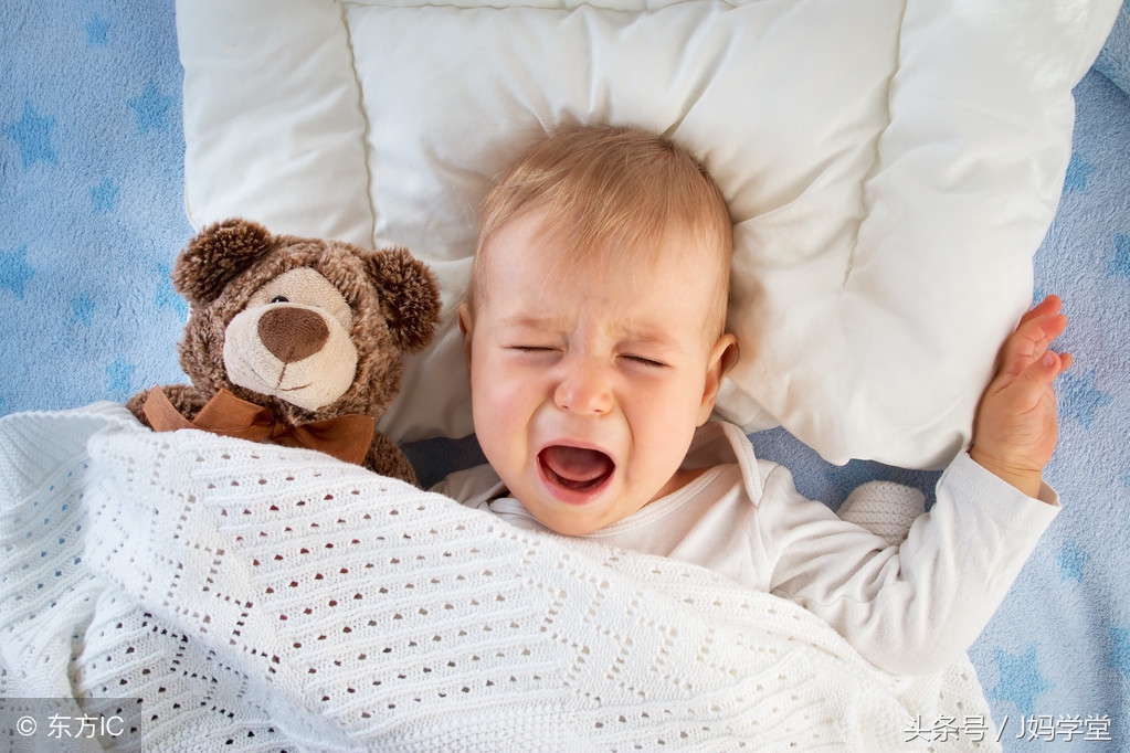 分辨儿童发烧,宝宝发烧症状判断及处理