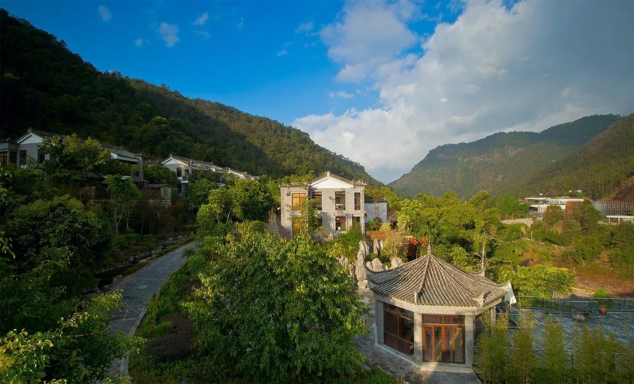 看火山泡温泉,看火山的美景