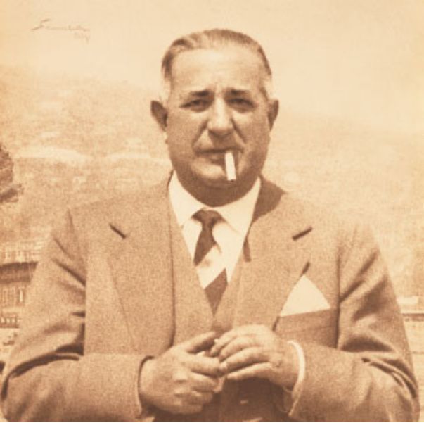 布契拉提,用黄金做蕾丝的“金艺王子”