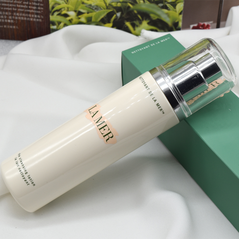 清洁毛孔去黑头最有效洗面奶,深层清洁毛孔去黑头洗面奶