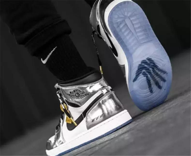 为什么aj同一款鞋差价好几百,为什么aj1两双不一样