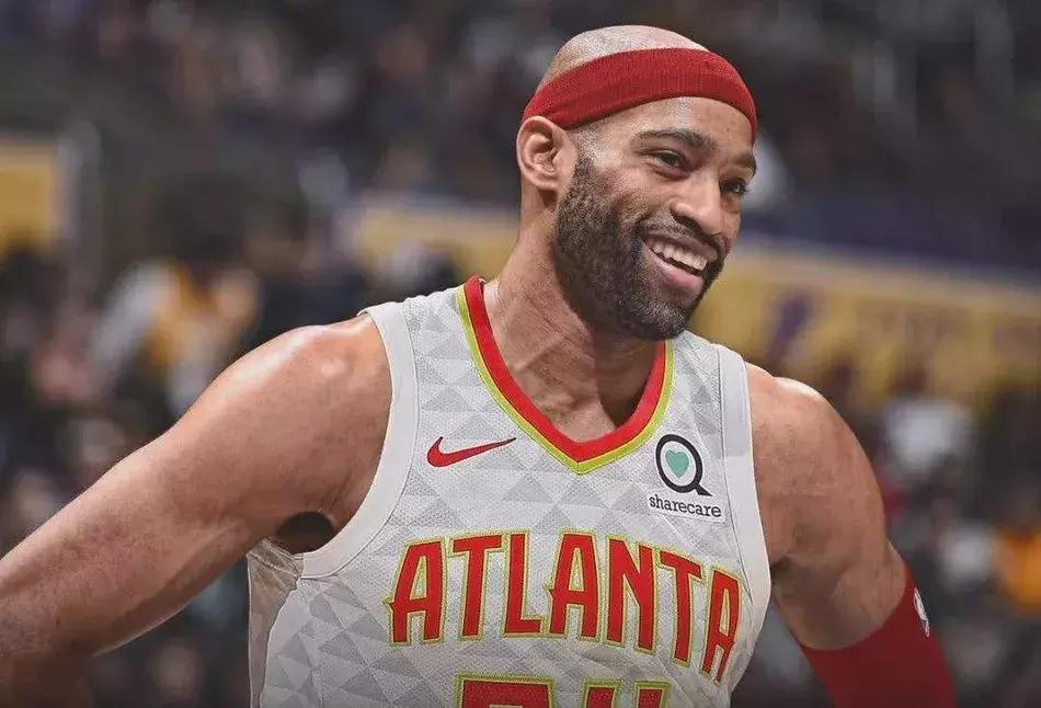 nba各队球衣胸前广告,nba18年总决赛宣传海报