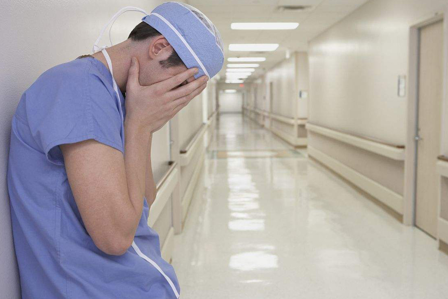 牙医怎么克服恐惧症,很容易对牙医产生恐惧