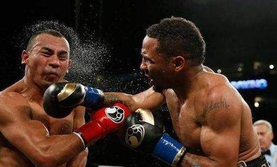 泰拳比赛被踢飞,泰拳比赛脑袋被肘砸凹陷